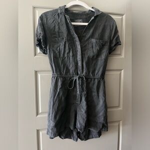 Abercrombie and fitch black romper size small